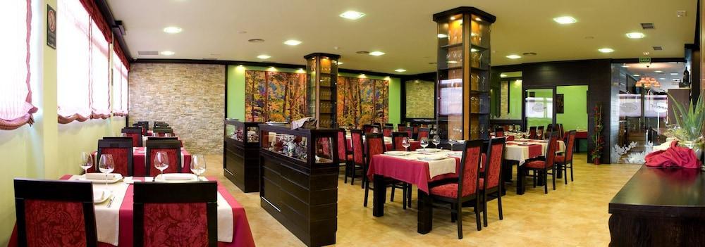 Hotel Tio Manolo De โนยา ภายนอก รูปภาพ